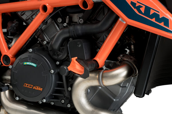 Puig FRAME SLIDER R19 KTM 1290 SUPERDUKE R 20' C/BLACK - Image 3