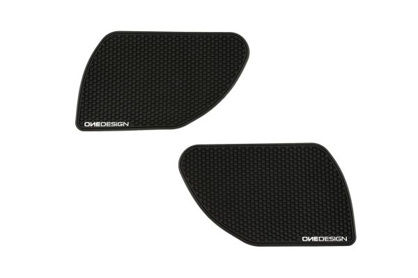 Puig LATERAL TANK PADS SUZUKI C/BLACK