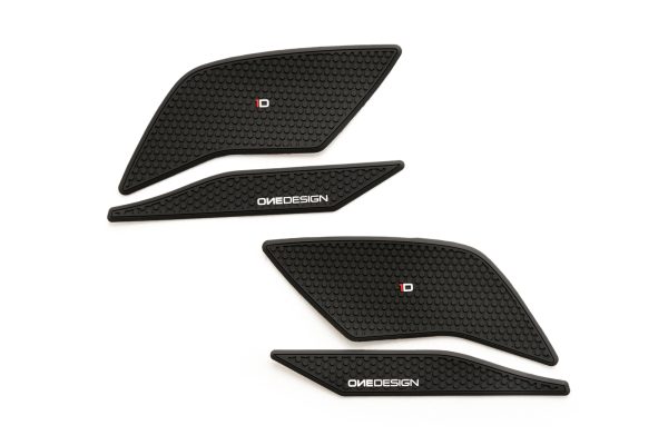 Puig LATERAL TANK PADS YAMAHA C/BLACK