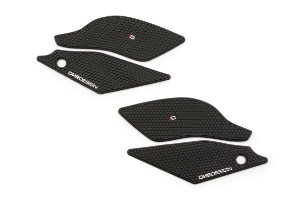 Puig LATERAL TANK PADS YAMAHA YZF-R1/M C/BLACK