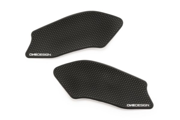 Puig LATERAL TANK PADS HONDA C/BLACK