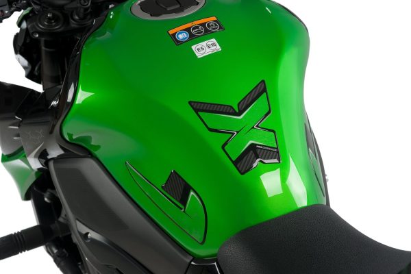 Puig TANK PAD + SIDE PART KAWASAKI Z900 17' C/CARBON