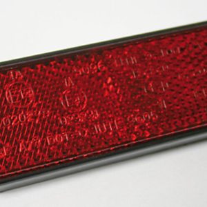 HIGHSIDER REFLECTOR RED RECT M5 BOLT 91.5X36