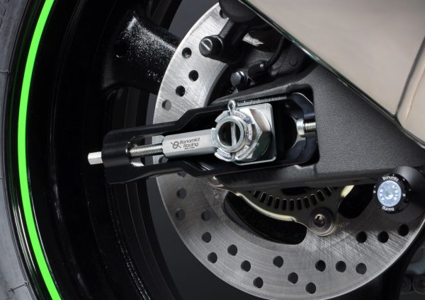 Bonamici Racing Aluminum chain adjuster KawasakiZX-10R 16> - SILVER - Image 3