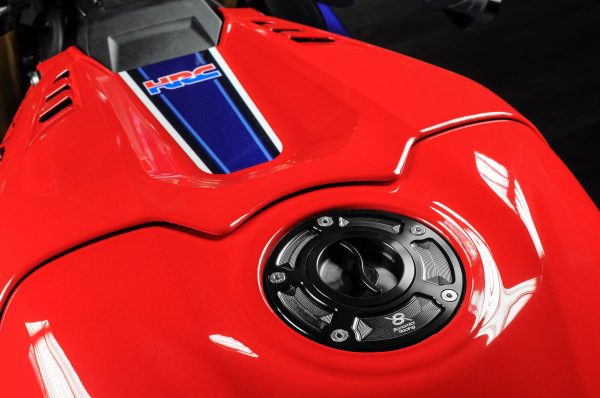 Bonamici Racing Fuel Tank Cap For Honda CBR500/650/1000 - Image 4